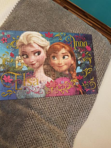Puzzle anna a elsa frozen, 