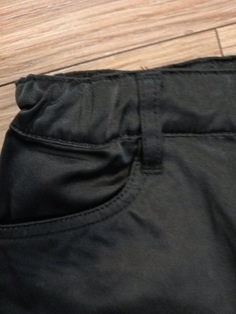 Lesklé nohavice ako nové, h&m,110
