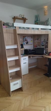 Zostava do detskej izby posteľ , skriňa stolík, 