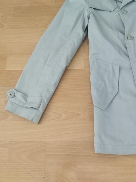 Tenký kabát, house,m