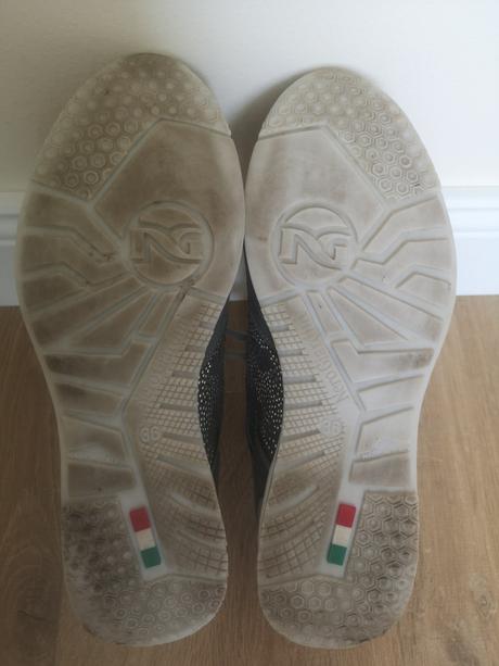 Topanky zn. nero giardini, 36