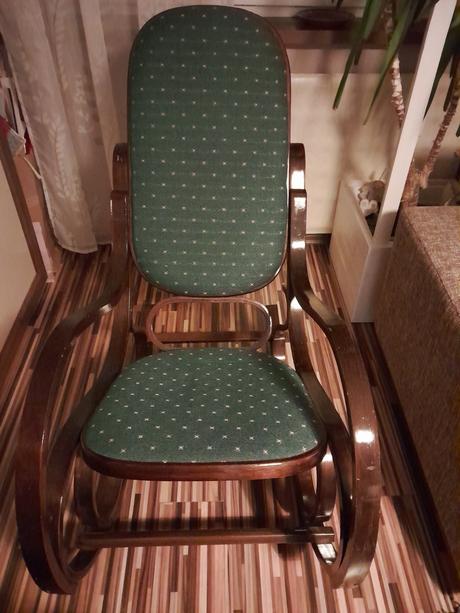 Predám hojdacie kreslo, 