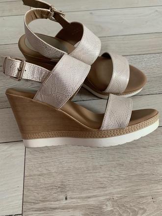 Sandale na platforme, 40