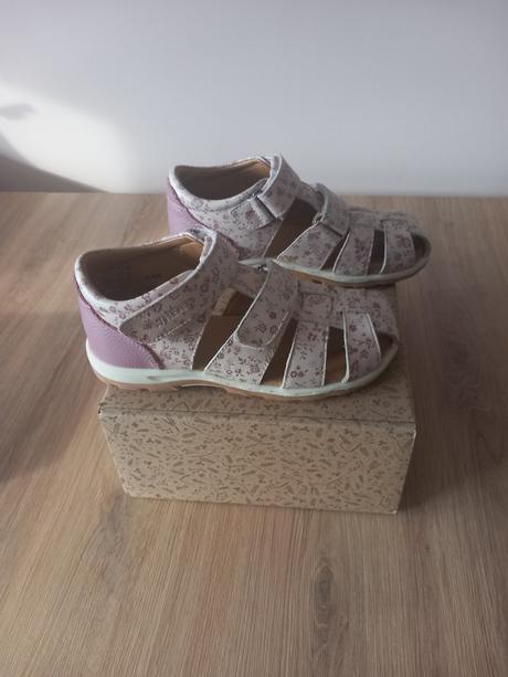 Uzavrete sandale wheat, 31