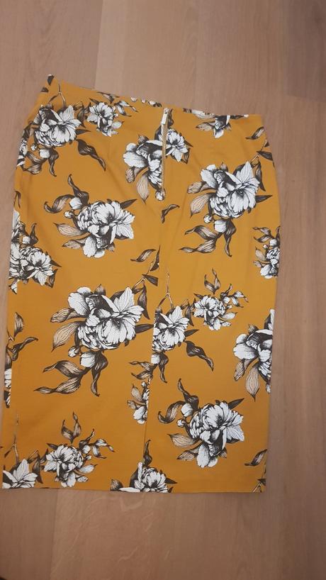 Horcicova biznis sukna, f&f,42