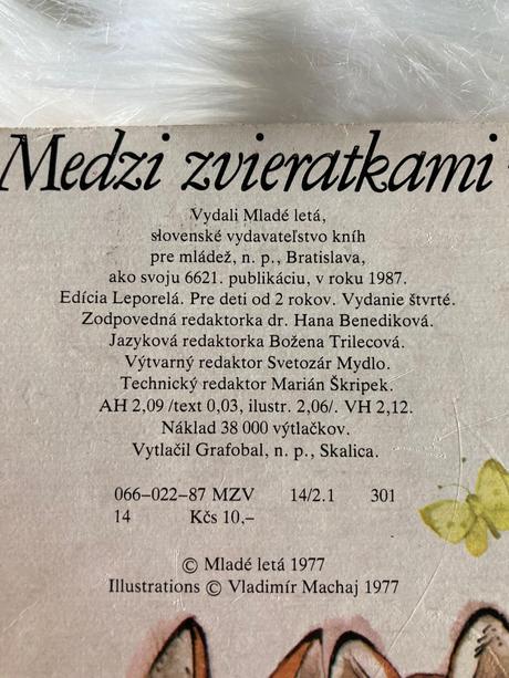 Medzi zvieratkami v lese (1987),