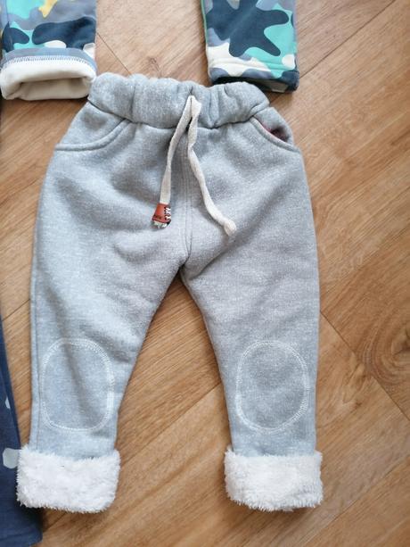 Zateplené nohavice/tepláky, 92
