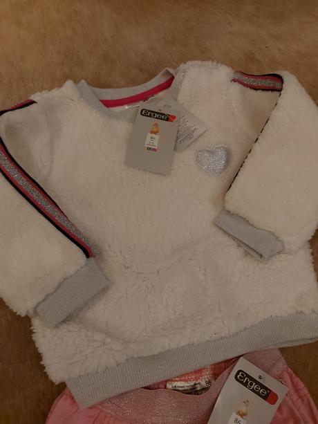 Nohavice a svetrik č 80 a 86, 80