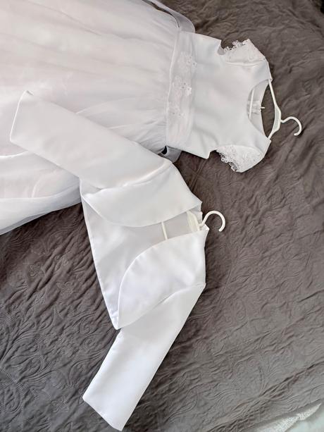 Šaty na prvé sväté prijímanie, 134