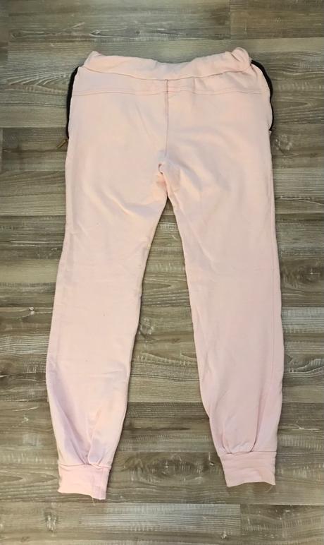 Krásne tepláky,nohavice, m