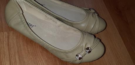 Krémové balerínky, 39