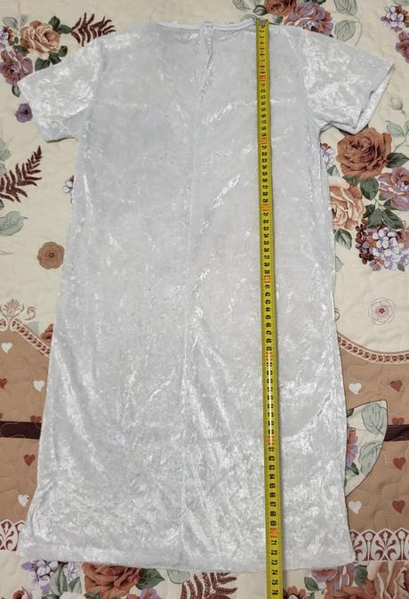 Sametové šaty henbrandt na 7-8 rokov, 122