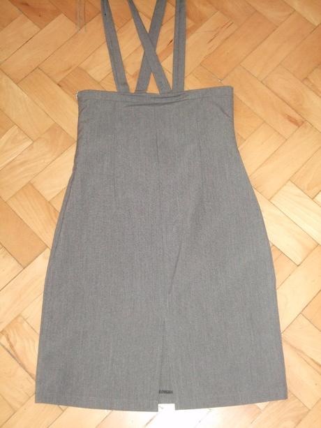 Elegantná sukňa s  trakmi, 164