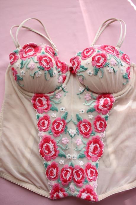 Romantický vyšívaný korzet h&m, h&m,m