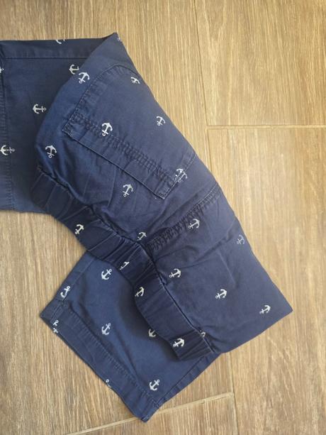 Šortky č.110, h&m,110