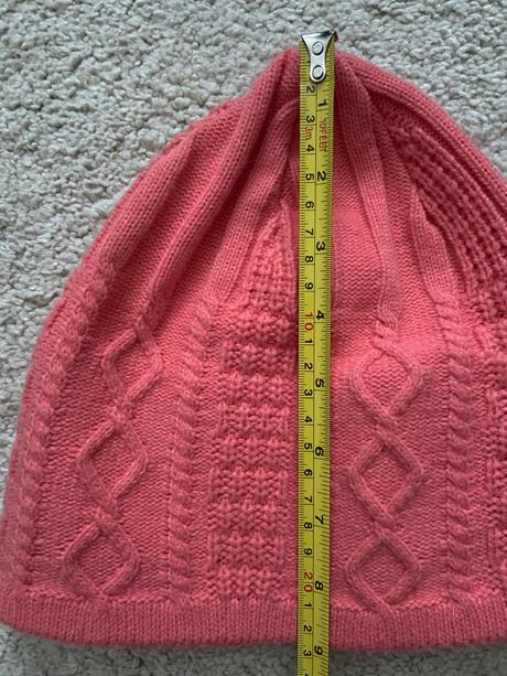 Dievcenska/damska čiapka, 