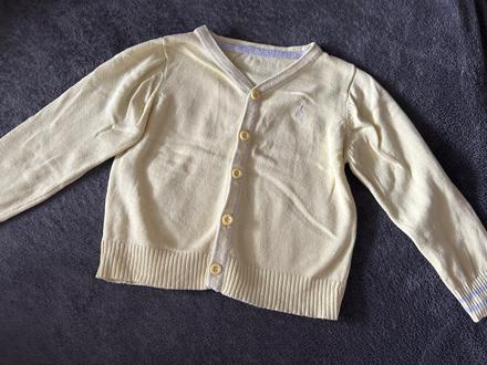 Žltý svetrík v. 86, 86