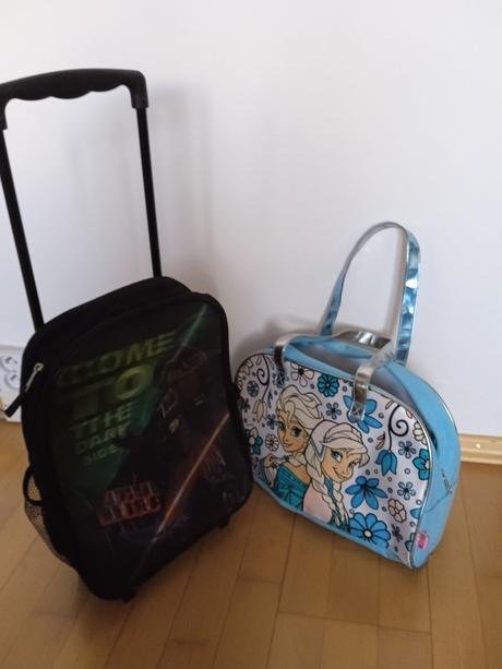 Kufrík a taška, disney