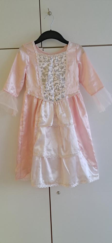 Kostým princezná 122/128, 