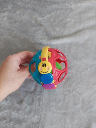 Lopta s hrkálkou pre najmenších,