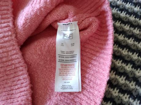 Svetrík s chlpatou zebričkou, f&f,104