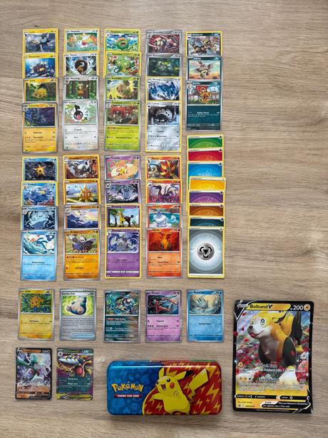 Peračník pokémon pikachu a 50 kariet + jumbo,