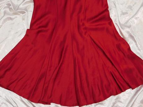 Luxusne pekne saty na slavnost, 38