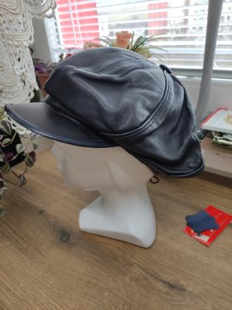 Kožená beretka,uni veľkosť,