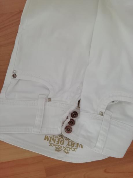 Riflove nohavice, 36