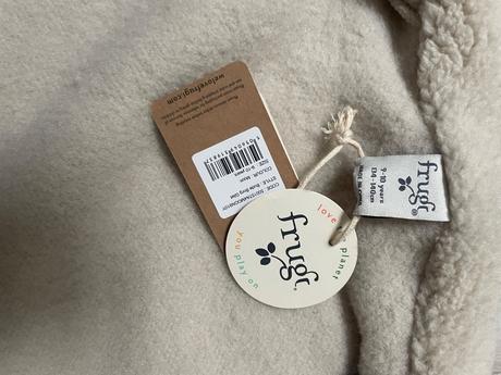 Makkučká vesta frugi, 134 / 140