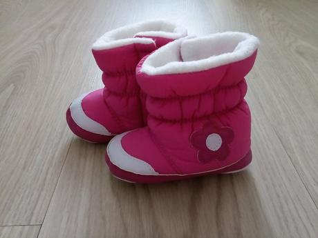 Dievčenské snehule v. 74 - 80 (6 - 12 mes.), kik,<17