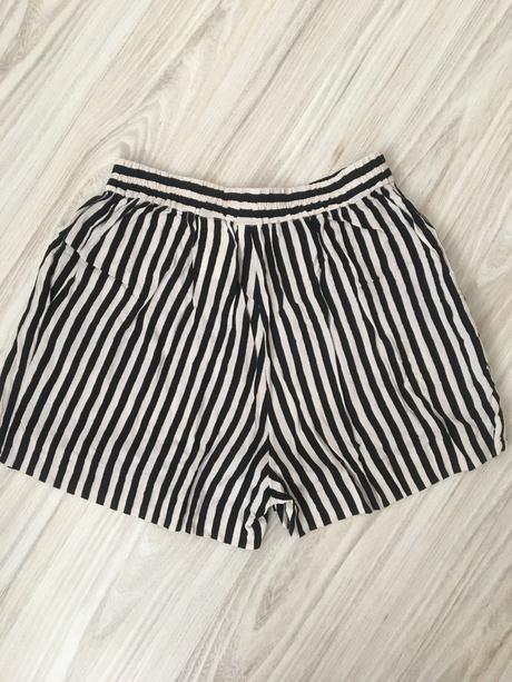 Šortky, h&m,32