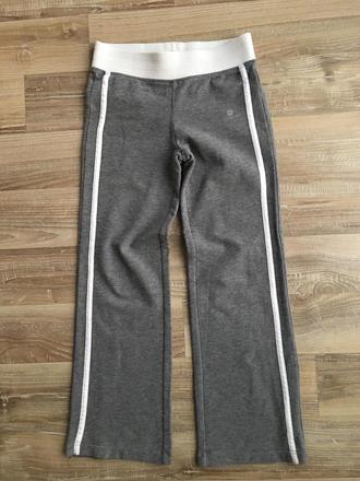 Sede teplaky, domyos,116