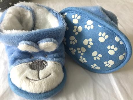 Capačky modré vd 10cm, <17