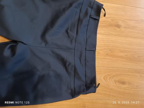 Dámske nohavice, 46