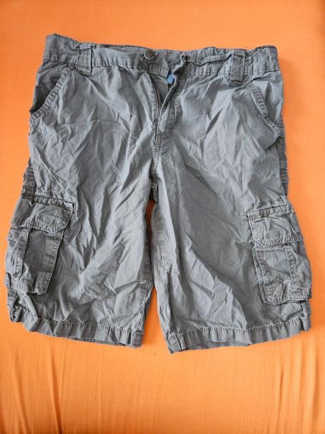 Kraťase vojenské, 152