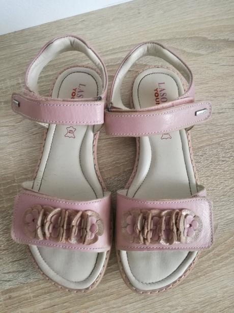 Sandalky, lasocki,33