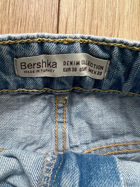 Riflova minisukna bershka., bershka,38