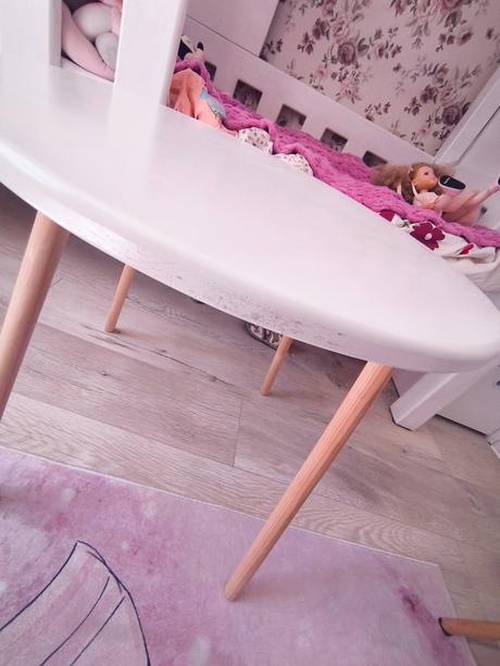 Detský stolík, stolička a kresielko,