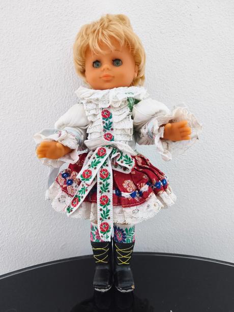 Bábika v kroji 35 cm, 