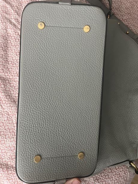 Kabelka coccinelle, coccinelle