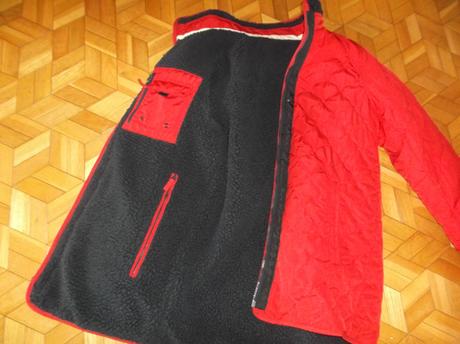 Červená bunda so stojačikom, c&a,182