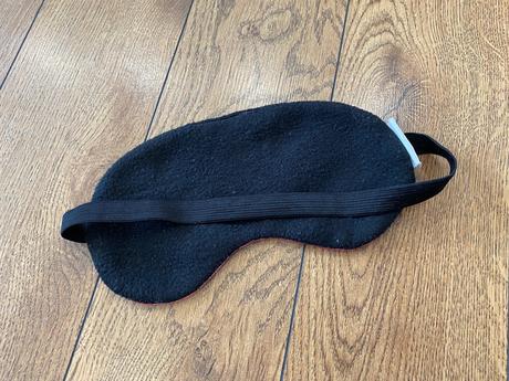 Maska na oči na spanie,