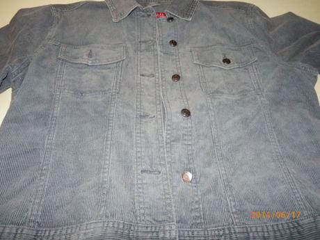 Tmavoseda bundicka, l