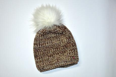 Čiapočka s brmbolcom, <50 - 158