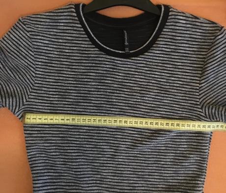 Šaty s krátkym rukávom, stradivarius,m