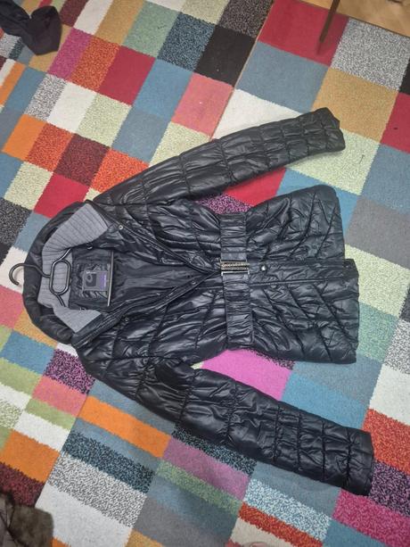 Zimna bunda, glo-story,s