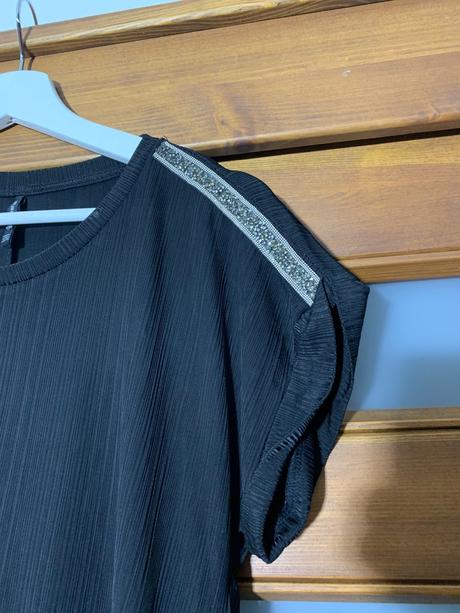 Elegantné tričko, stradivarius,m