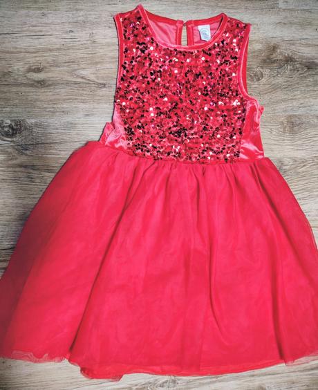 Šaty na vianoce, pepco,134