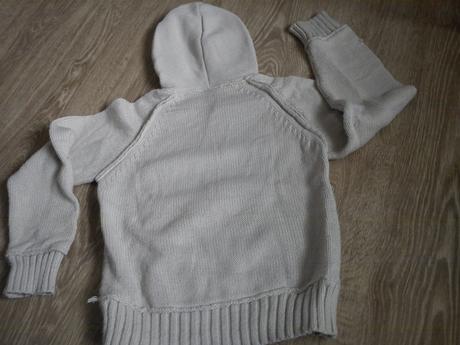 Zozadu pletena mikina, s